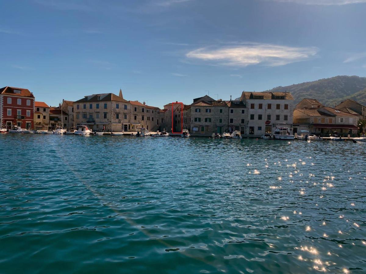 Fredys Apartments Stari Grad  Buitenkant foto