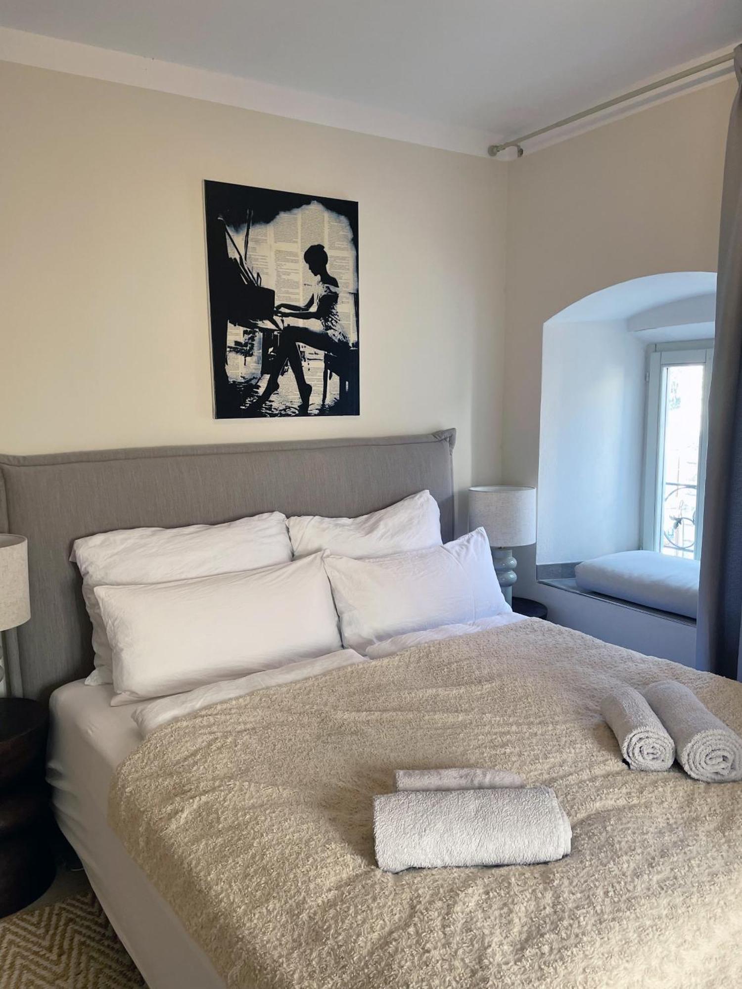 Fredys Apartments Stari Grad  Buitenkant foto